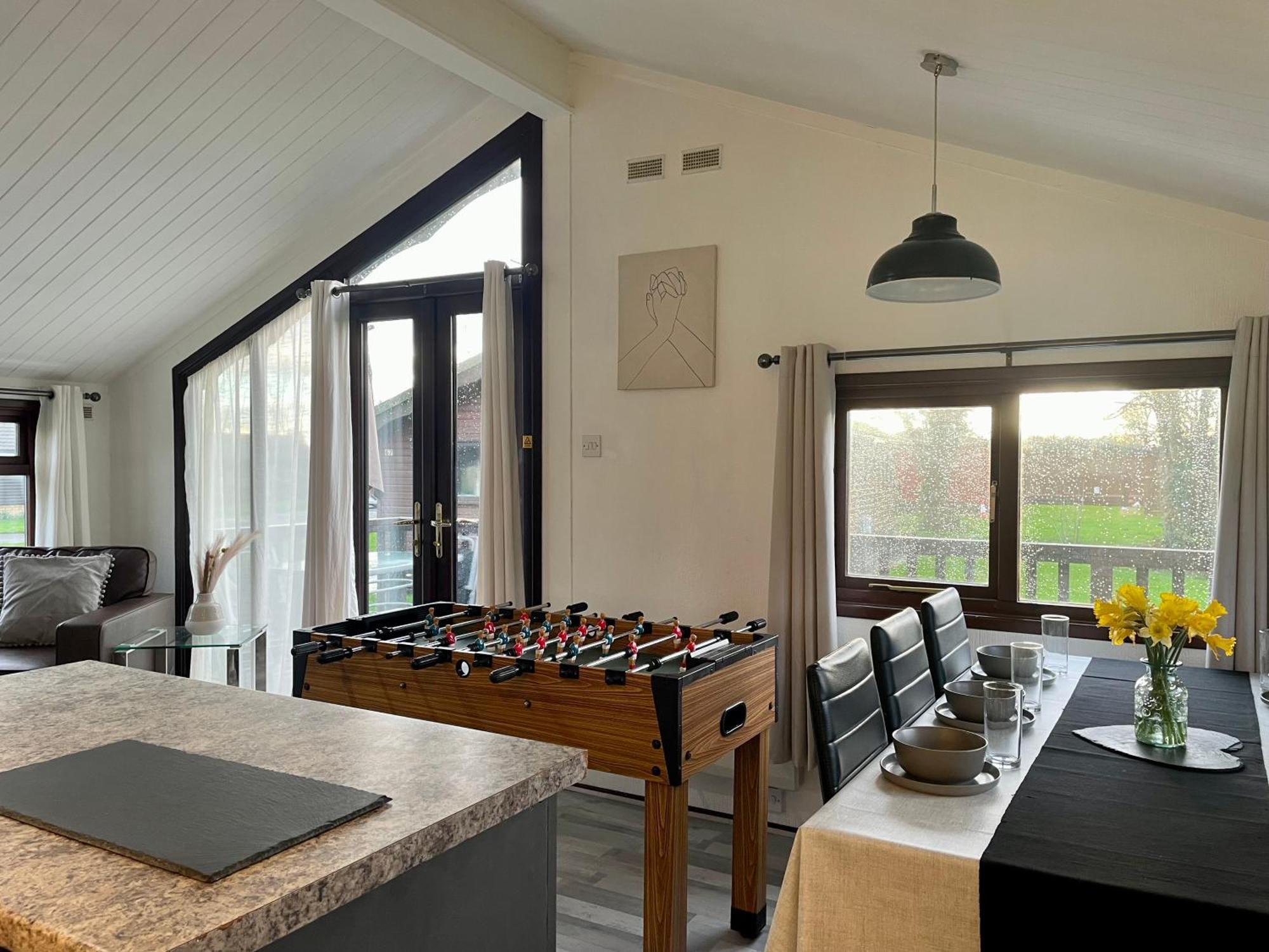 Cosy 3 Bed In Hoburne, Cotswolds *